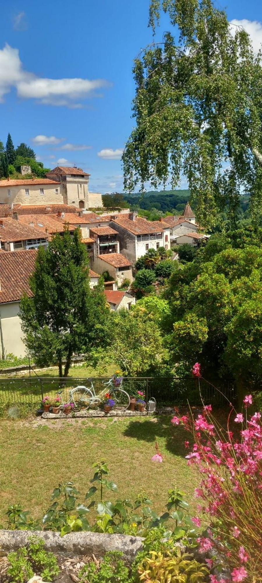 La Maison Du Tourniquet Aubeterre-sur-Dronne Exteriör bild